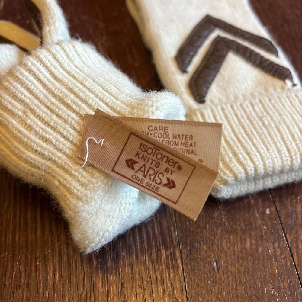Isotoner Women's Classic Knit Gloves One Size Cream w/Mink Trim Vintage - Picture 4 of 4